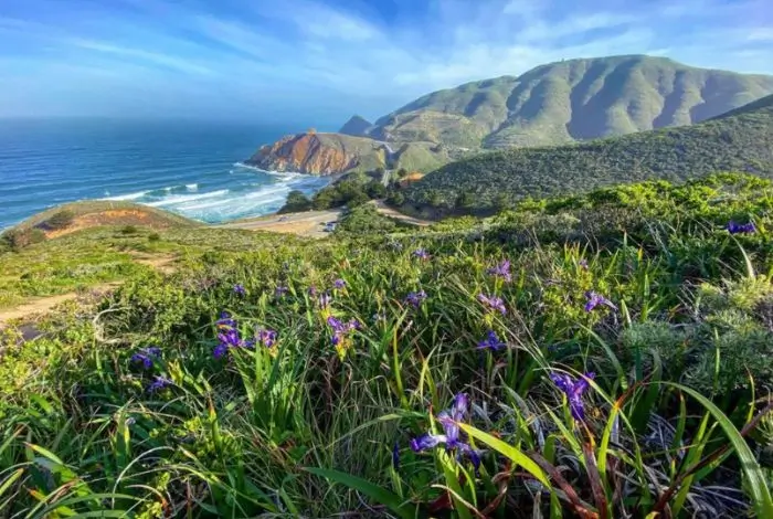 3. montara700 x 400 (community) Coastal cliffs and mountain views representing Montara